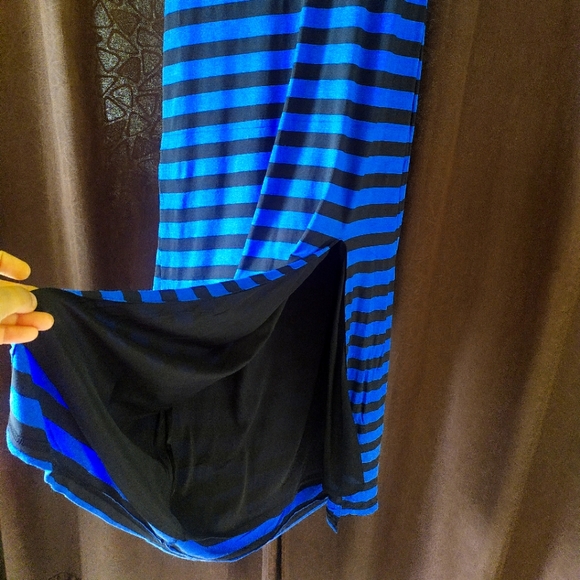 Full length slit dress - Picture 4 of 9